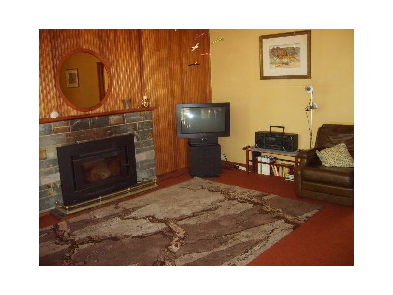 2 Caringal St, Waratah Bay VIC 3959