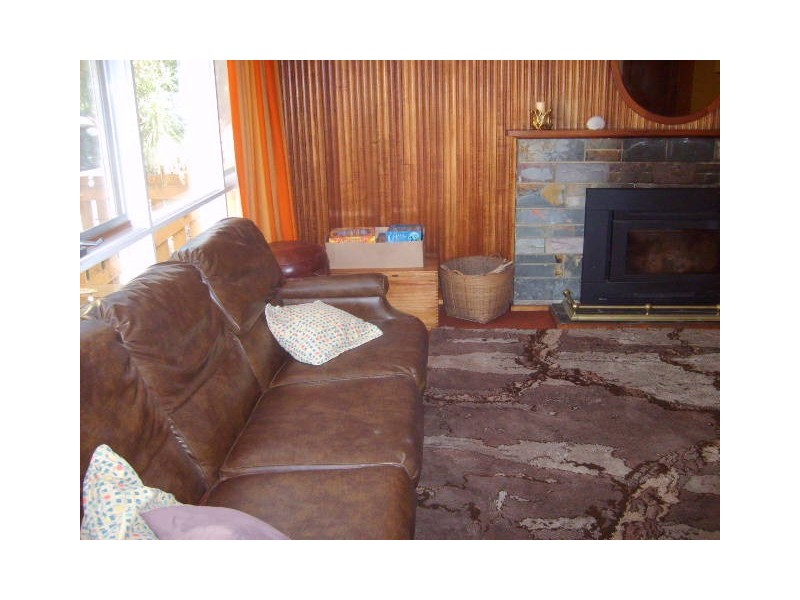 2 Caringal St, Waratah Bay VIC 3959