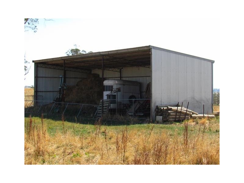 33 Elder Road, Mountain View VIC 3988