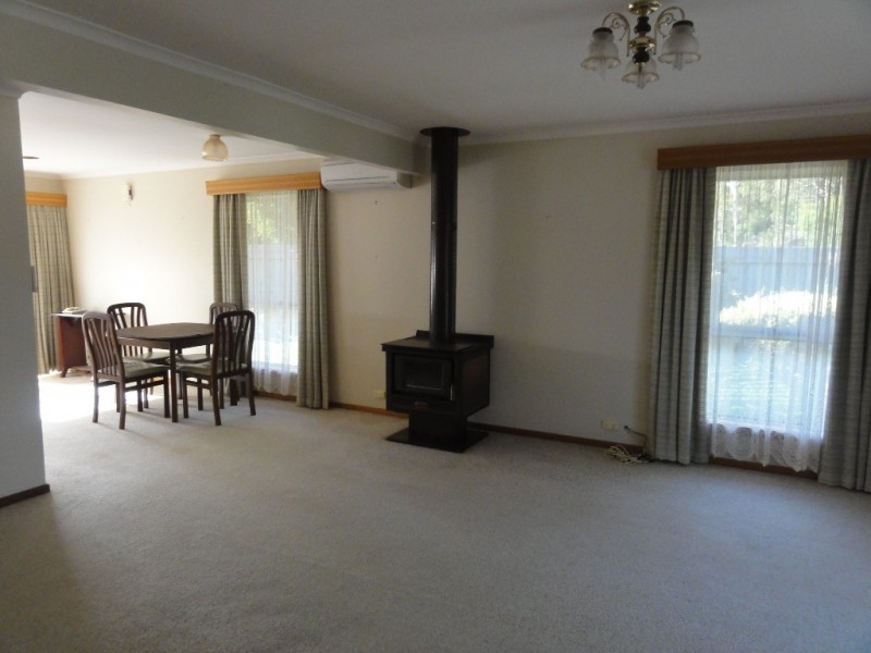 15 McDonald St, Foster VIC 3960