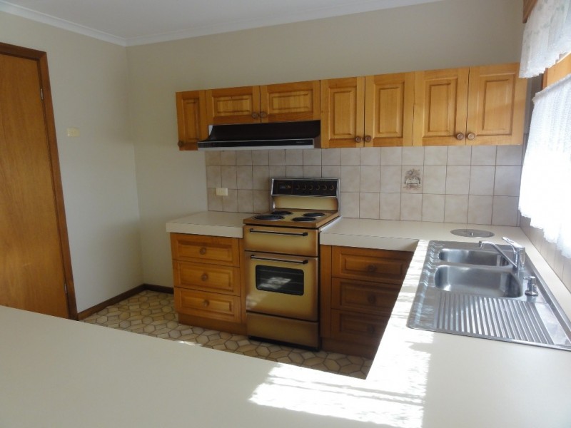 15 McDonald St, Foster VIC 3960