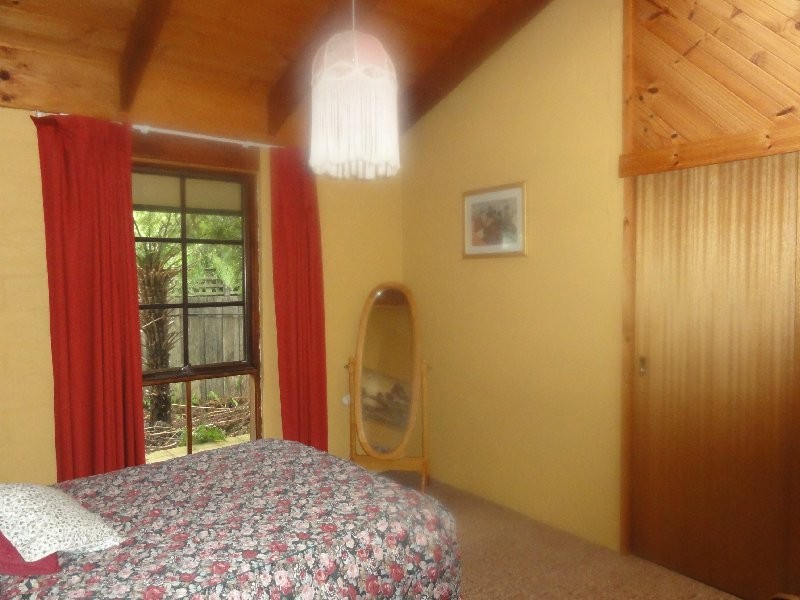 18 Bowen St, Port Franklin VIC 3964