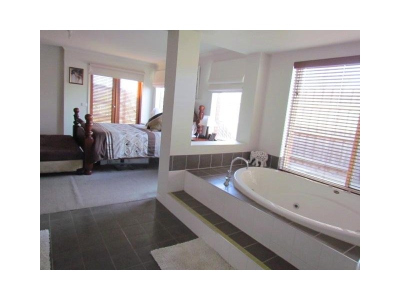 17 Hardy Drive, Trafalgar VIC 3824