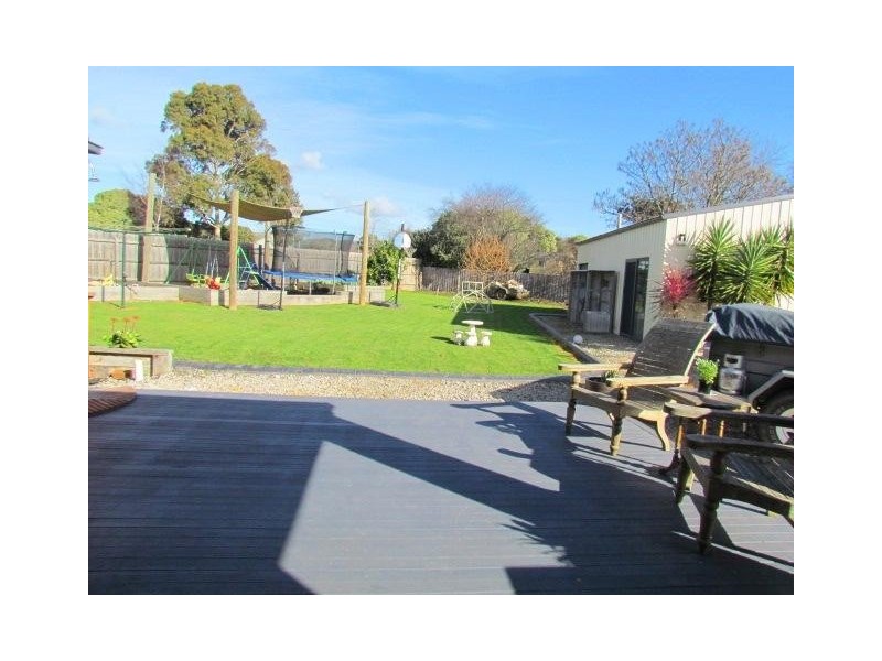 17 Hardy Drive, Trafalgar VIC 3824
