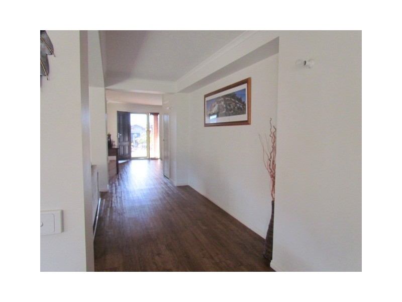 17 Hardy Drive, Trafalgar VIC 3824