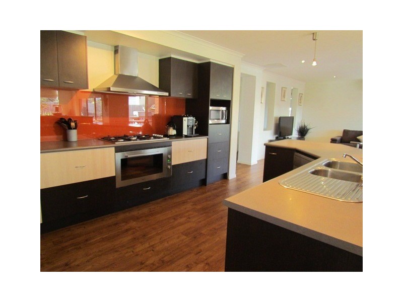 17 Hardy Drive, Trafalgar VIC 3824