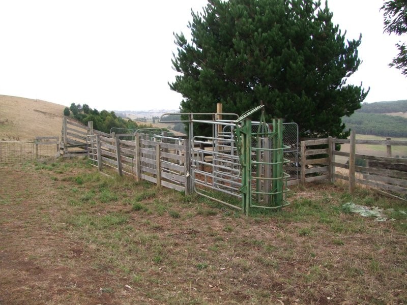 160 Old Yarragon Road, Allambee South VIC 3871