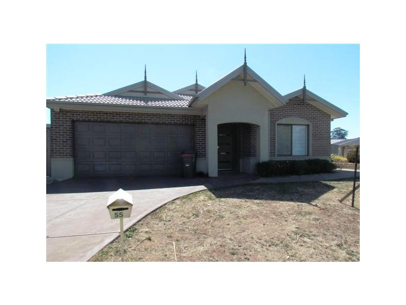 55 Longwarry Road, Drouin VIC 3818