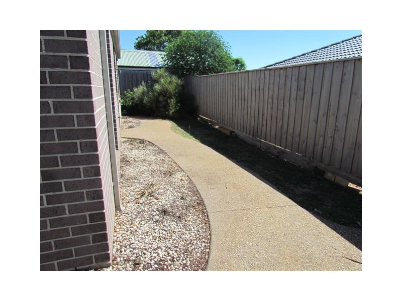 55 Longwarry Road, Drouin VIC 3818