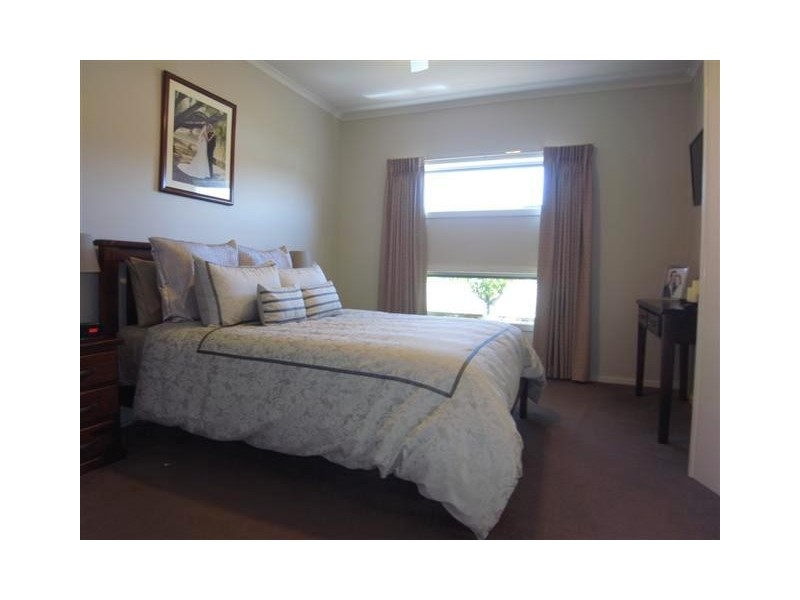 34 Howard Street, Warragul VIC 3820