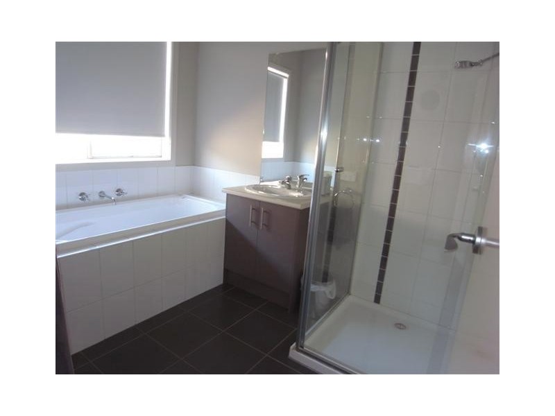 34 Howard Street, Warragul VIC 3820