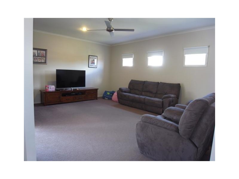 34 Howard Street, Warragul VIC 3820