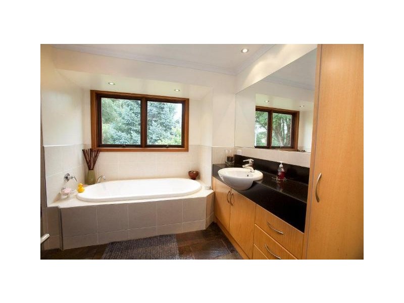 1016 MORWELL – THORPDALE, Thorpdale VIC 3835