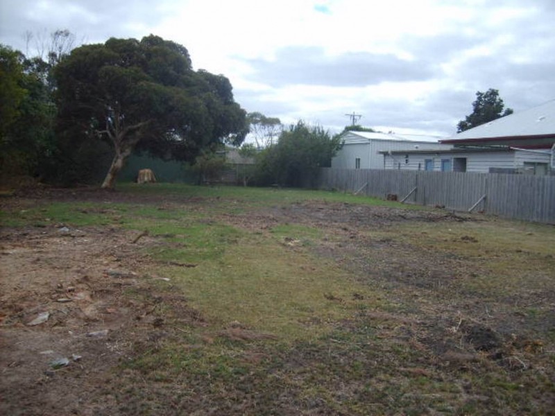 8 Albert Street, Port Albert VIC 3971