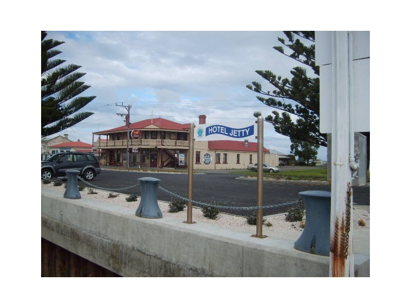 8 Albert Street, Port Albert VIC 3971