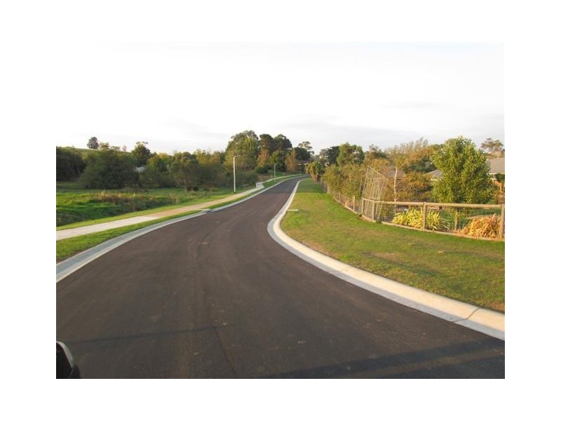 Lot 2 + 8 Web Court, Warragul VIC 3820