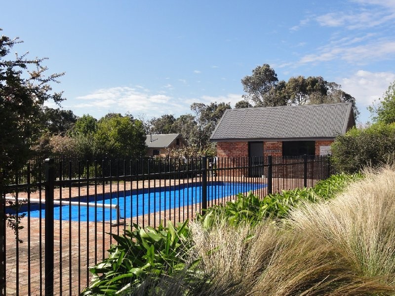 1075 Waratah Rd, Waratah Bay VIC 3959