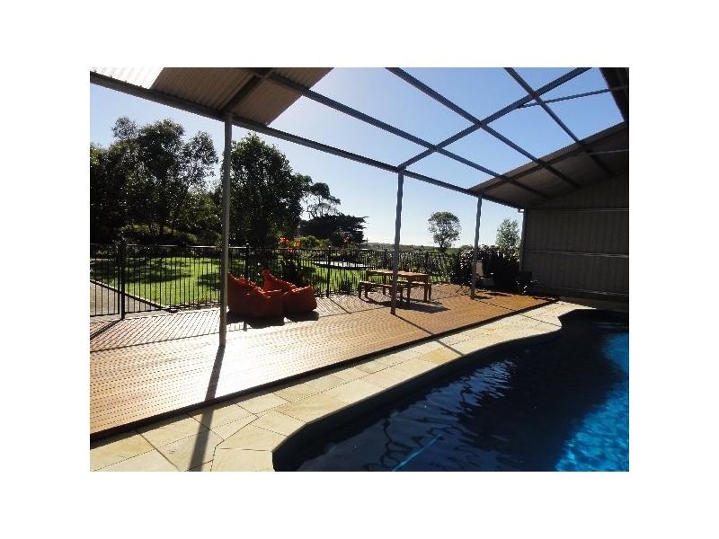 330 Fullers Rd, Foster VIC 3960