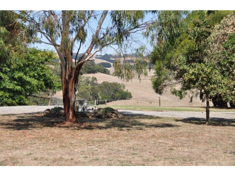 275 St Ellens Road, Mirboo North VIC 3871