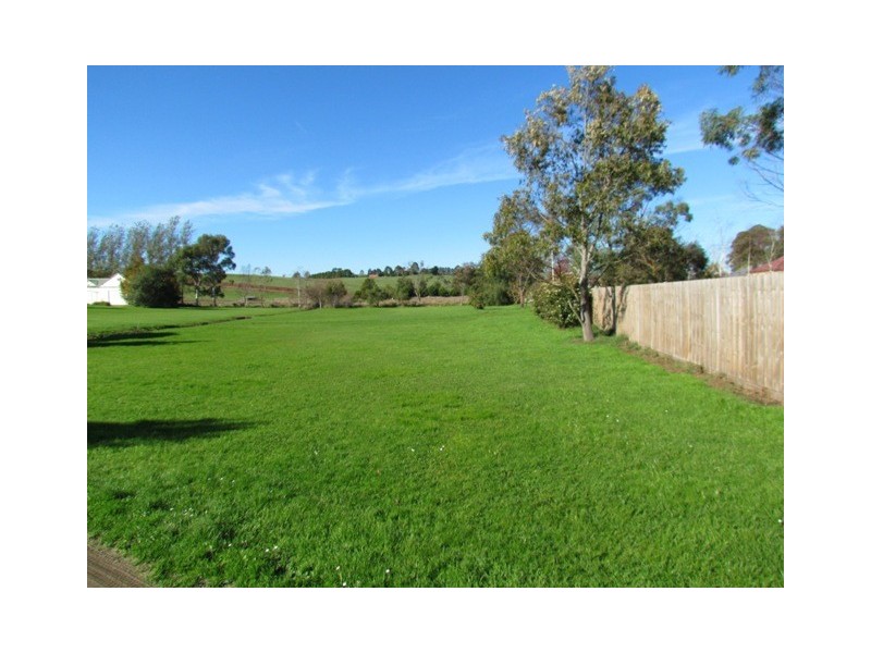 10 Web Court, Warragul VIC 3820