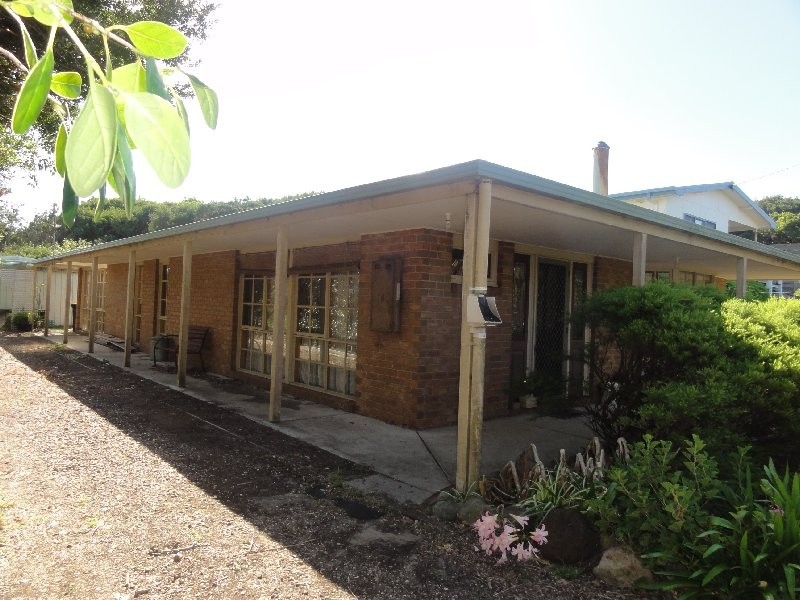 1 Ocean View Pde, Sandy Point VIC 3959