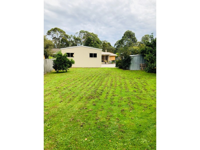 39 Pioneer St, Foster VIC 3960