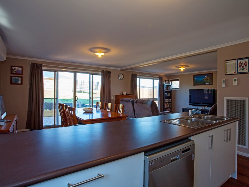 8 Royal Place, Leongatha VIC 3953