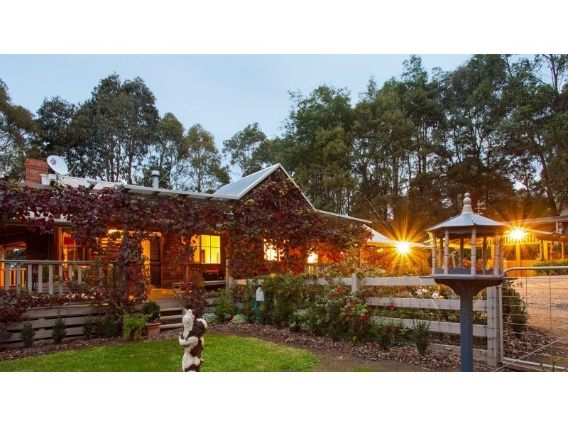 3 Weymes Road, Mount Eccles VIC 3953