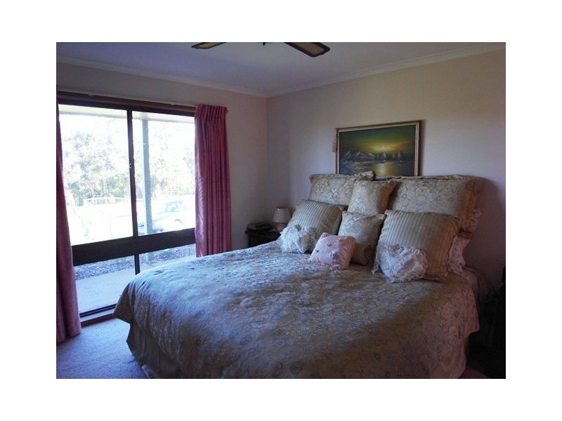 315 Gardner and Holman Road, Drouin VIC 3818