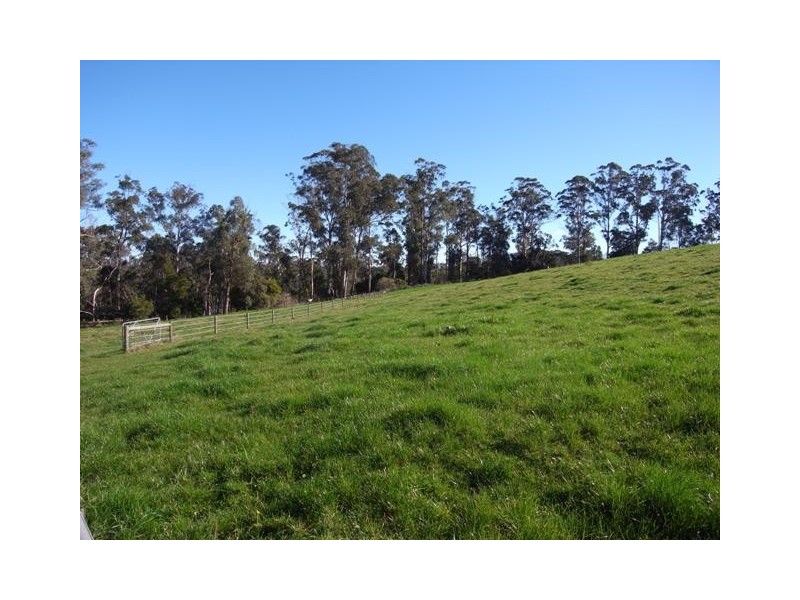 315 Gardner and Holman Road, Drouin VIC 3818