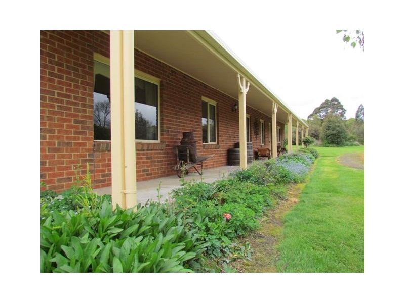 20 Old Sale Road, Buln Buln VIC 3821