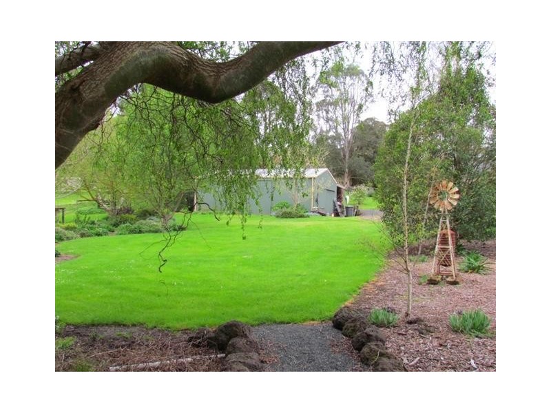 20 Old Sale Road, Buln Buln VIC 3821