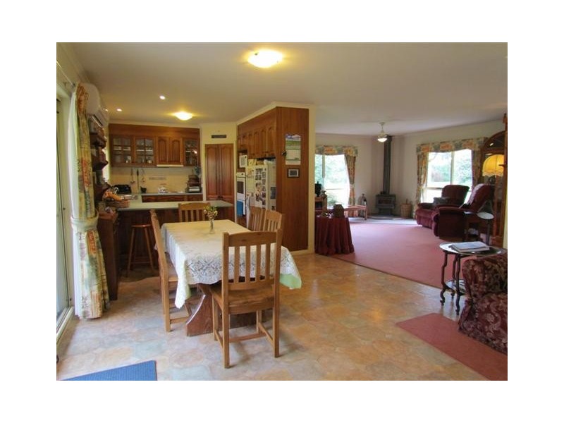 20 Old Sale Road, Buln Buln VIC 3821