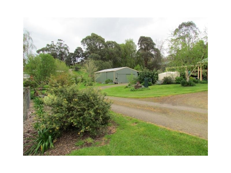 20 Old Sale Road, Buln Buln VIC 3821