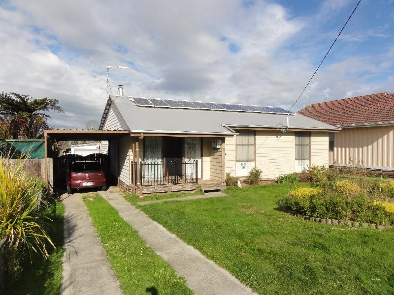 18 Gunn St, Toora VIC 3962