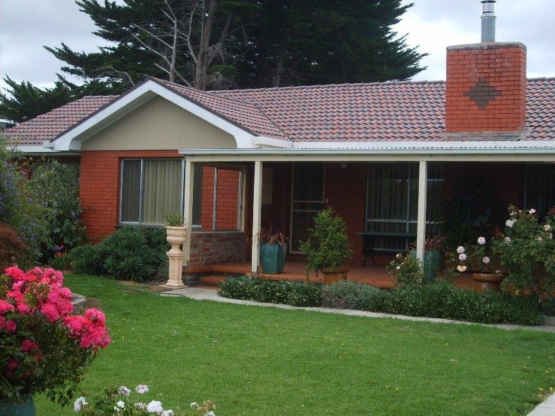 25 Fullers Road, Foster VIC 3960