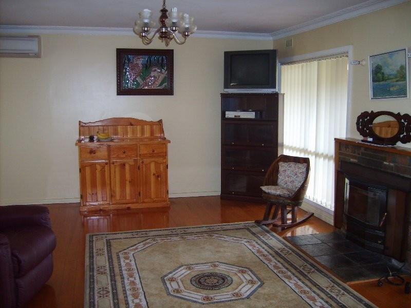 25 Fullers Road, Foster VIC 3960