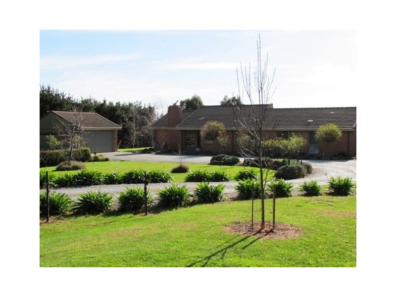 1081 Darnum Allambee, Cloverlea VIC 3822