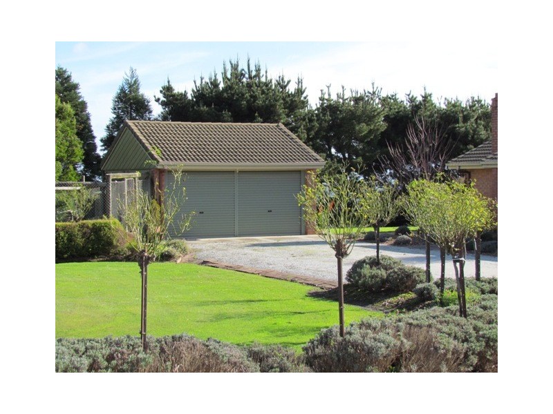 1081 Darnum Allambee, Cloverlea VIC 3822