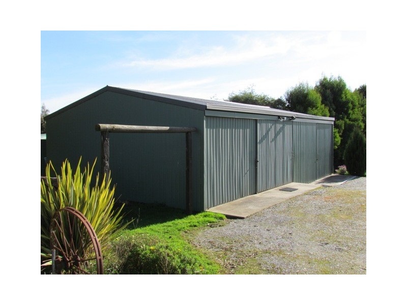 1081 Darnum Allambee, Cloverlea VIC 3822