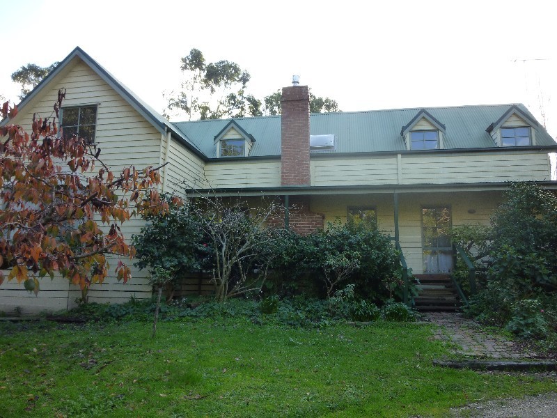 4 Frances Crt, Foster VIC 3960