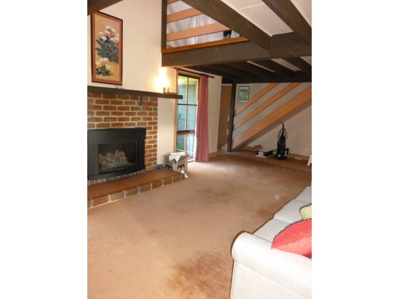 4 Frances Crt, Foster VIC 3960