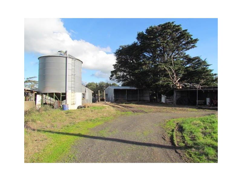 438 West Jindivick Road, Jindivick VIC 3818