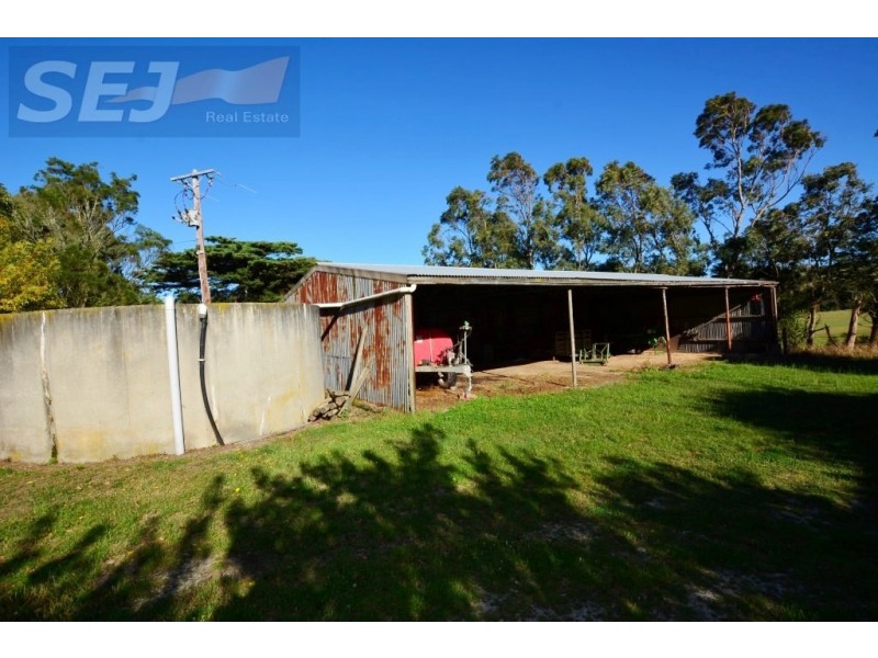 10 Gouldens Rd, Binginwarri VIC 3966