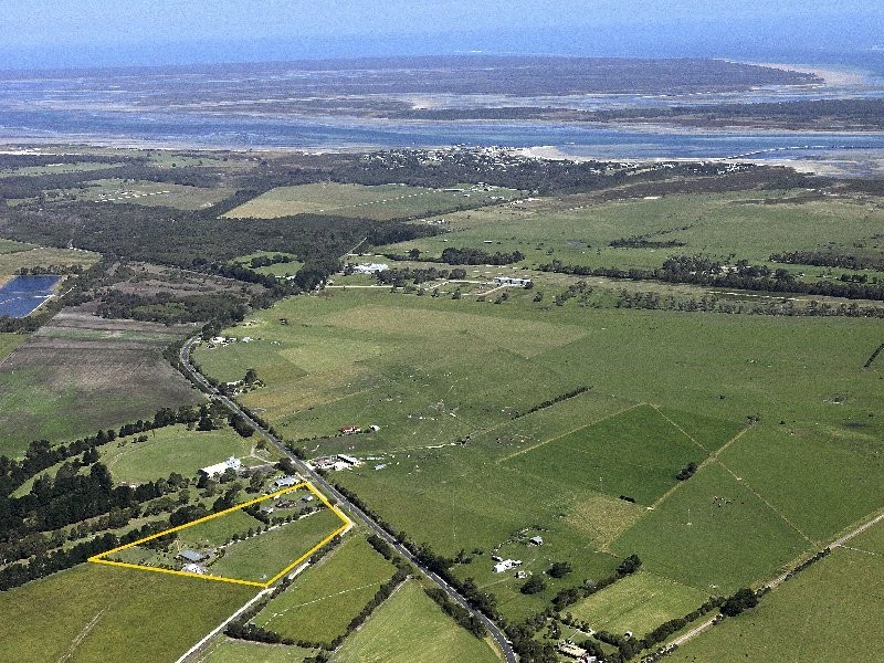 85 Port Welshpool Rd, Port Welshpool VIC 3965