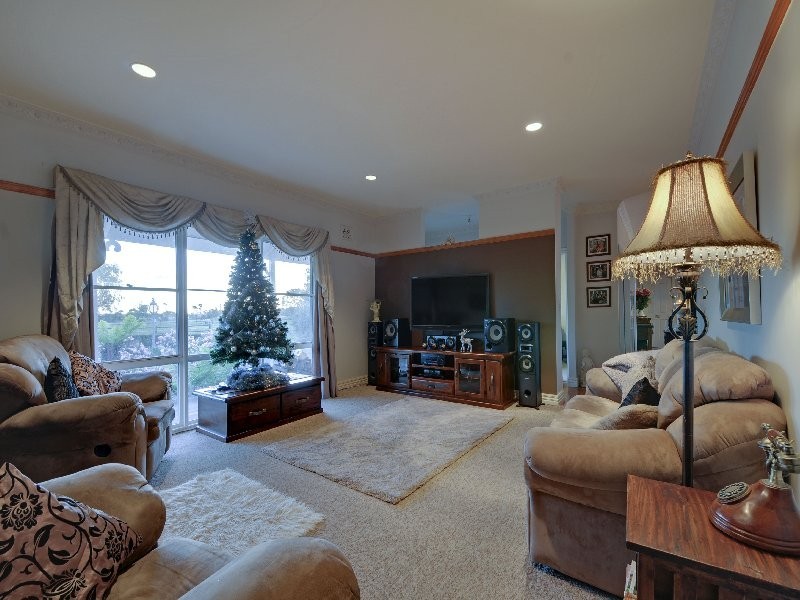 85 Port Welshpool Rd, Port Welshpool VIC 3965