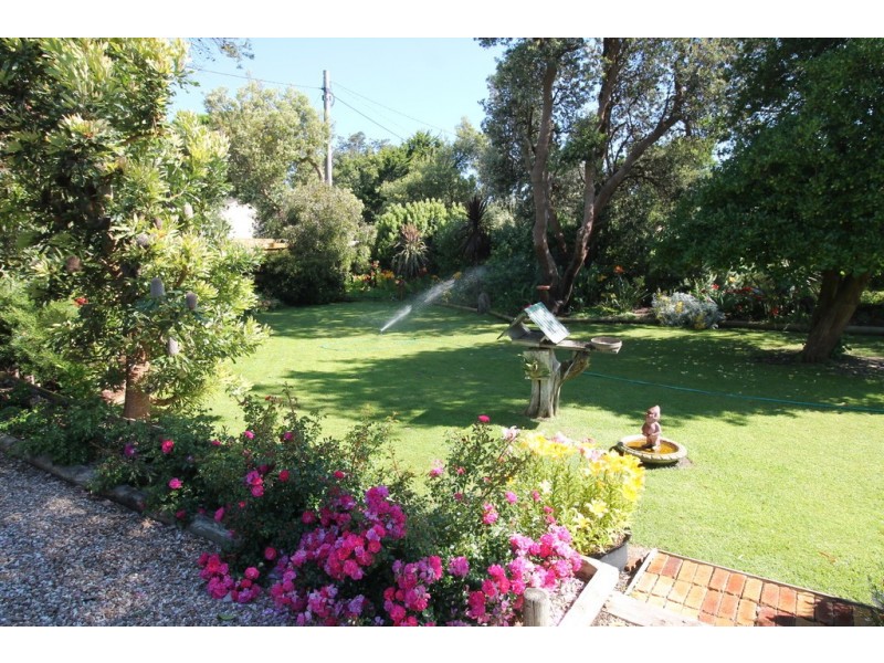 4-6 Box Avenue, Sandy Point VIC 3959