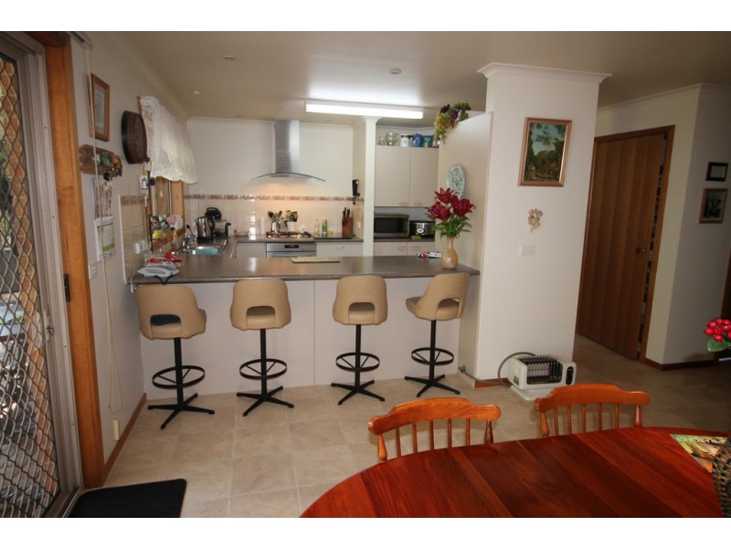 4-6 Box Avenue, Sandy Point VIC 3959