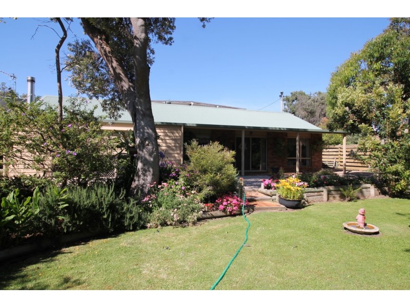 4-6 Box Avenue, Sandy Point VIC 3959