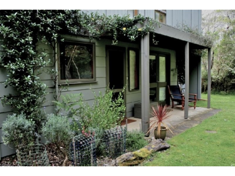 17 Waratah St, Walkerville VIC 3956